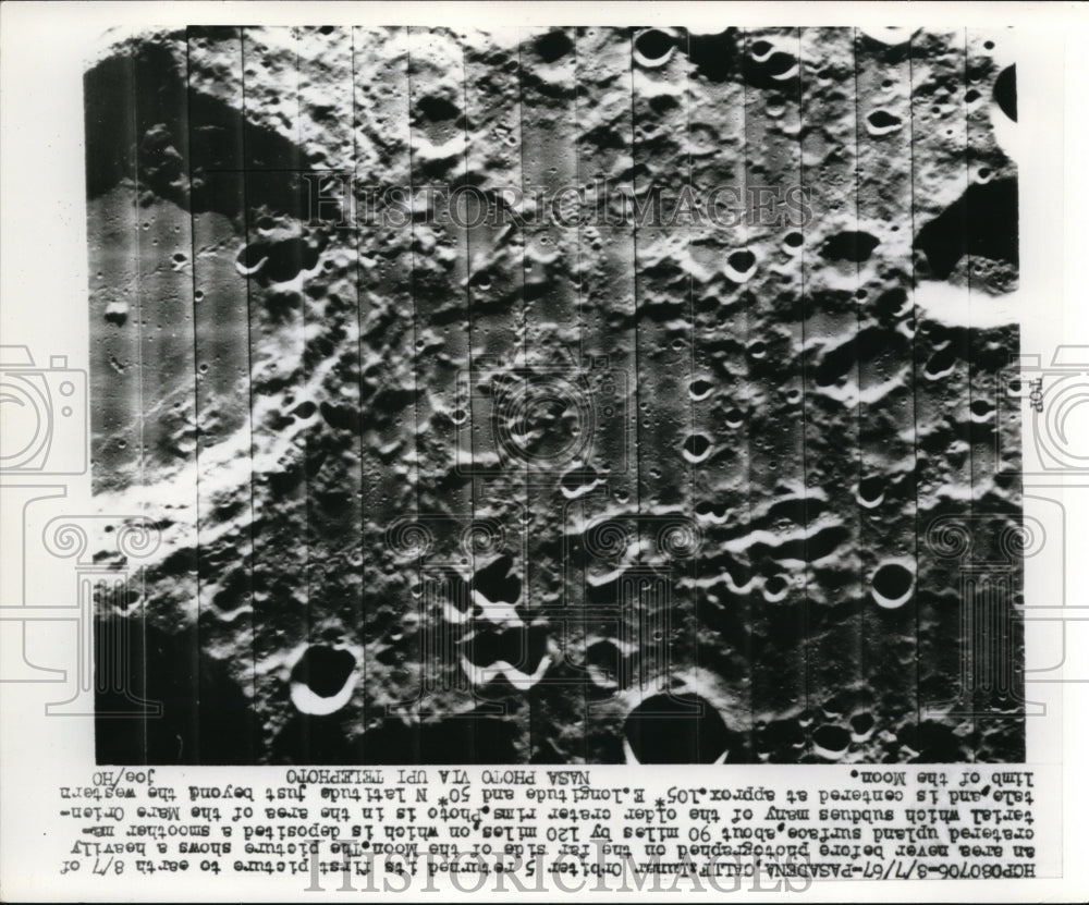 1957 Press Photo Pasadena Calif Lunar Orditer 5 returned its first picture to
