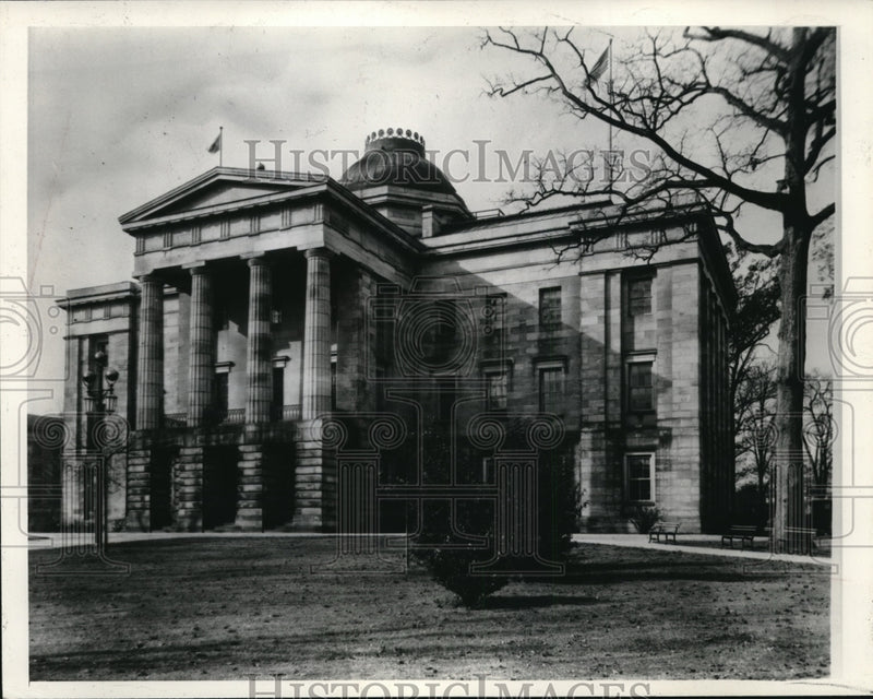 Load image into Gallery viewer, 1942 Press Photo Capitol of North Carolina at Raleigh N.C.
