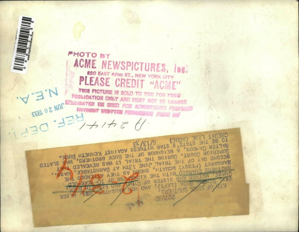 1933 Press Photo Mrs. B. Buck (left) and her daughter Mrs. Alice Chase