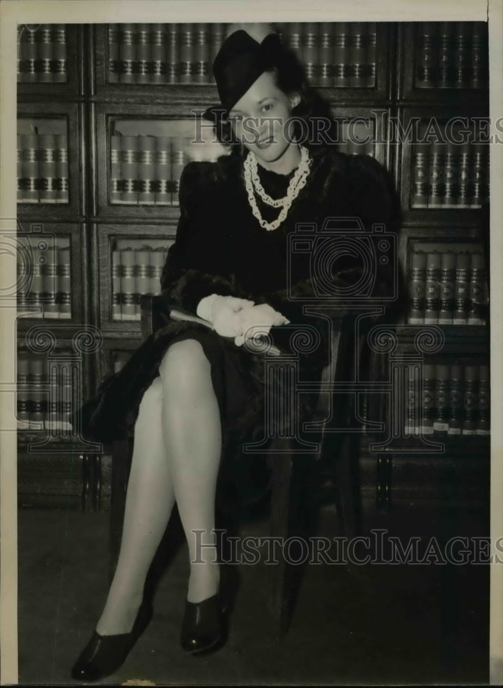 1941 Press Photo Mrs. Edith Feiler as she faces divorce battle