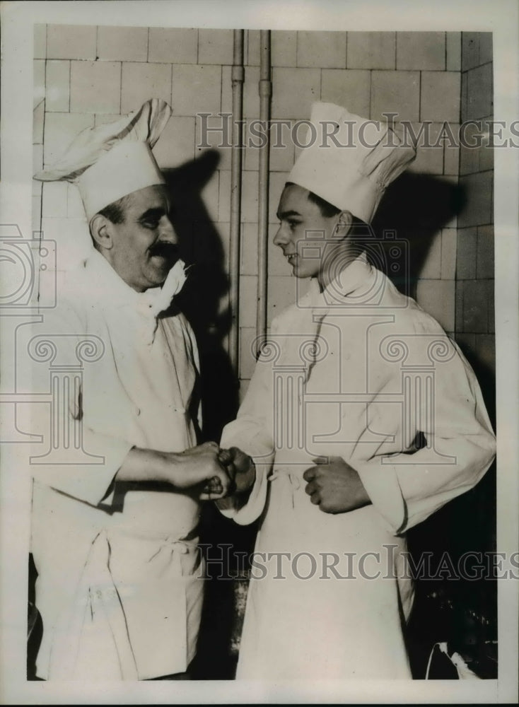 1938 Press Photo Thomas Henry Soundy welcomed by Raymond Artman