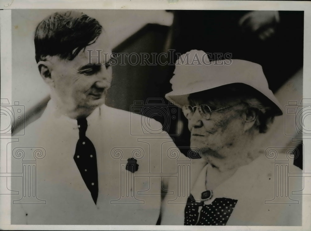 1938 Press Photo Justice Charles Murphy as host of Murphy clan & wife Emma