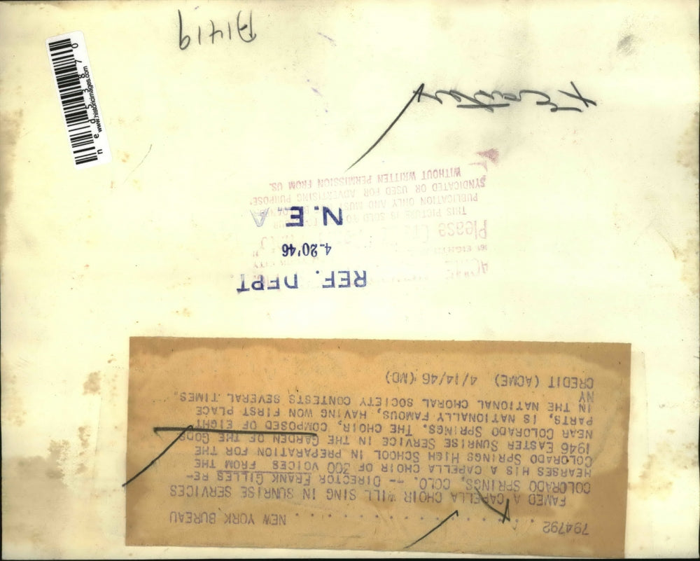 1946 Press Photo Director Frank Gilles & Acapella choir in Garden of the Gods