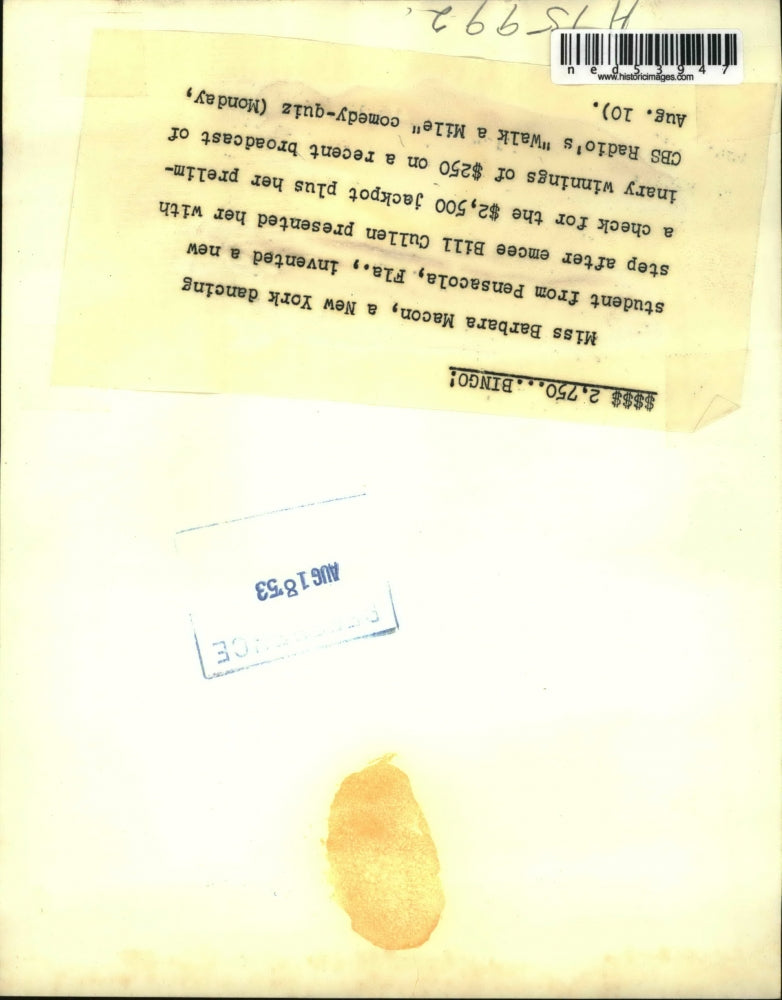 1953 Press Photo Miss Barbara Macon & Bill Cullen presenting check for jackpot