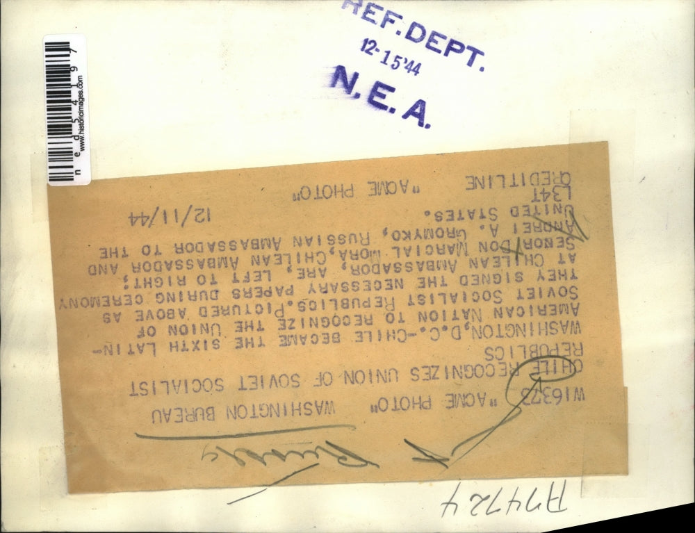 1944 Press Photo Wash DC Don Marcial Mora Chilean Amb & Andrei Gromyko of Russia