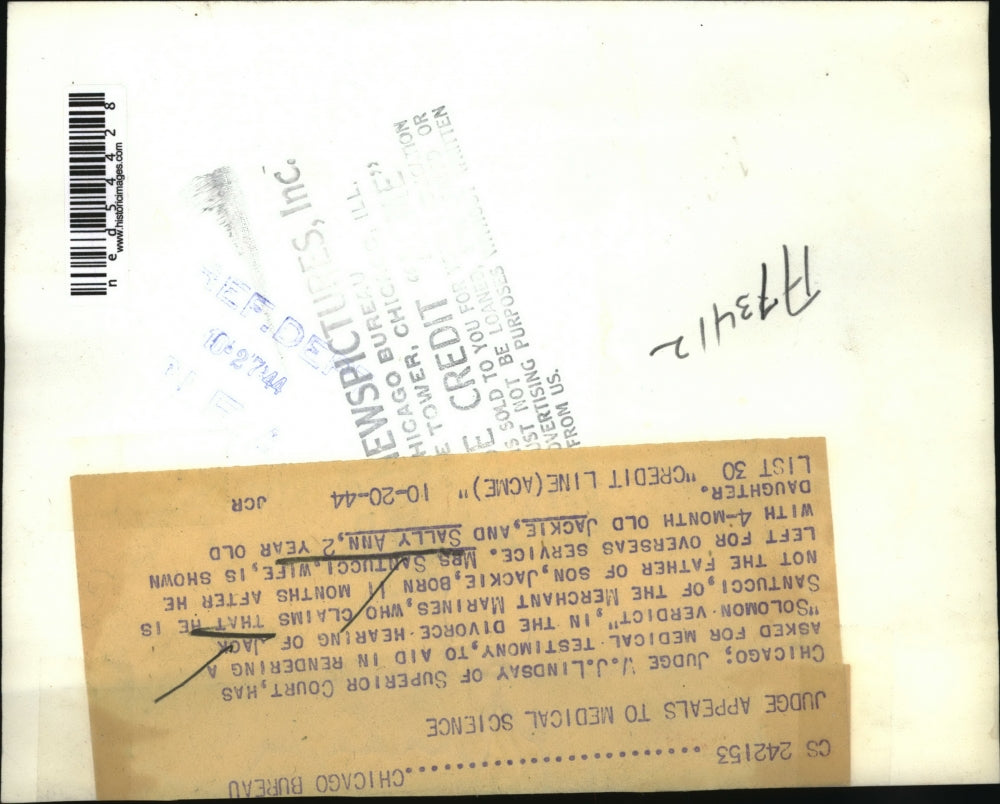 1944 Press Photo Mrs Jack Santucci With Jackie and Sally Ann