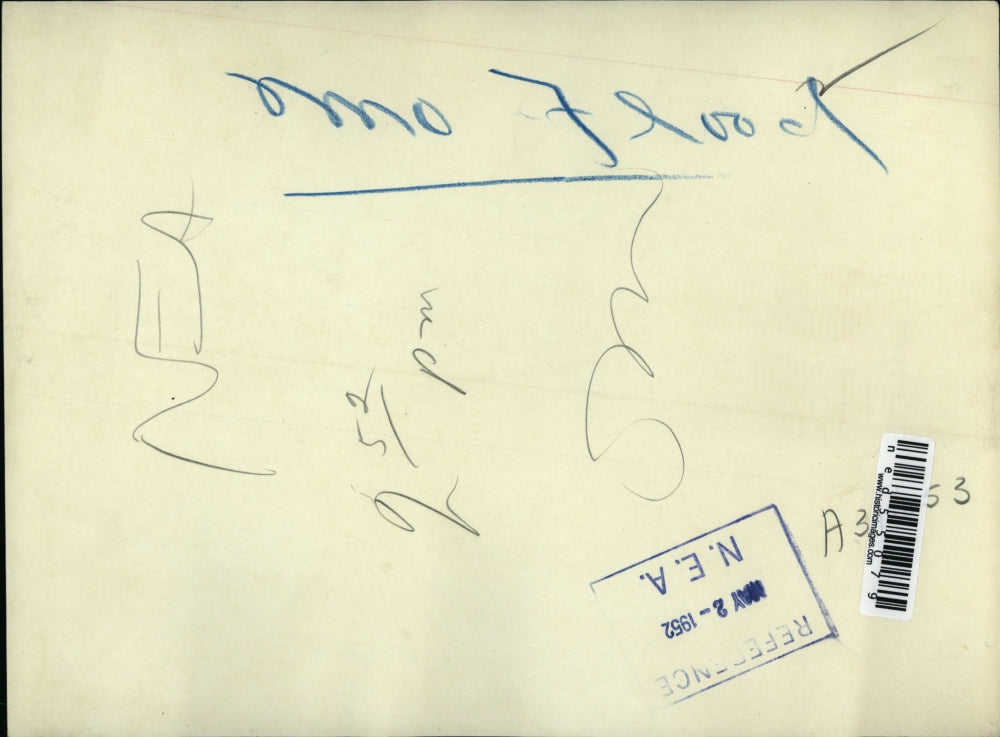 1952 Press Photo Preparing for Flood