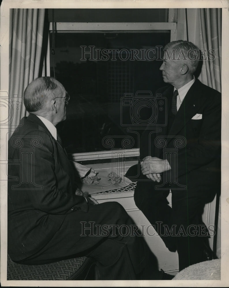 1948 Press Photo William Sime with E. Miles Flynn at New Yorker Hotel