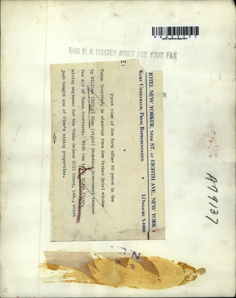 1948 Press Photo William Sime with E. Miles Flynn at New Yorker Hotel