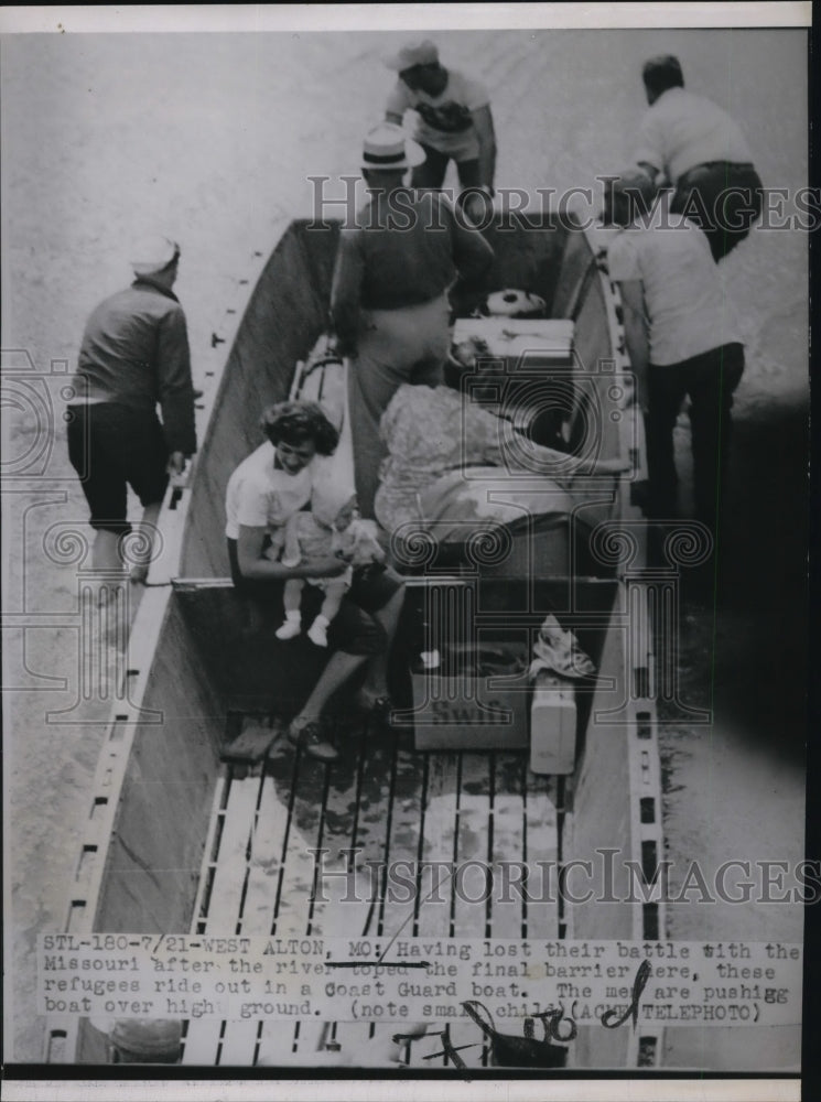 1951 Press Photo Refugees Ride Out in a Coast Guard Boat