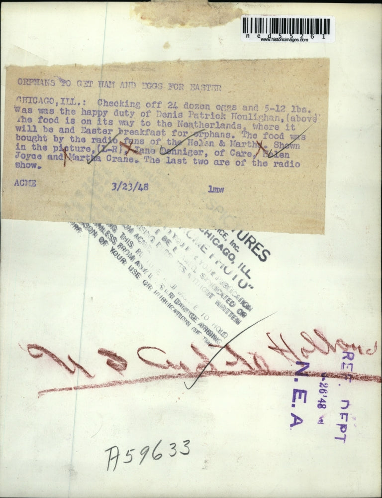 Load image into Gallery viewer, 1948 Press Photo Sending eggs and ham to orphans in the Netherlands.
