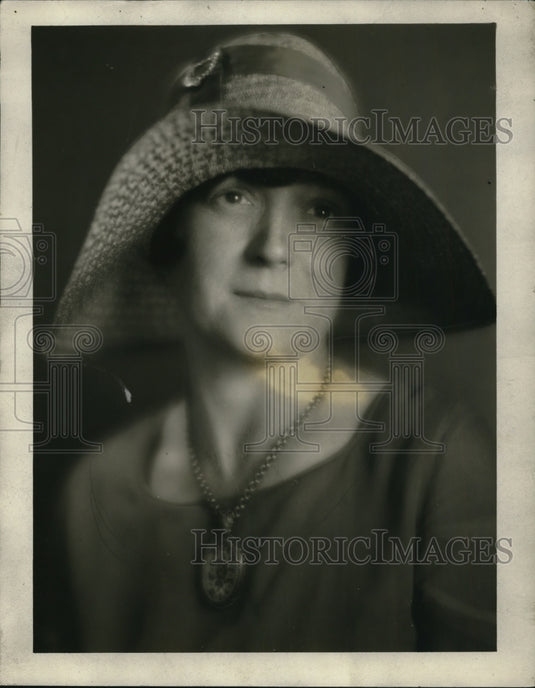 1927 Press Photo Mrs.William Simmons wife of Dir. of Voice Dept. of Cleveland.