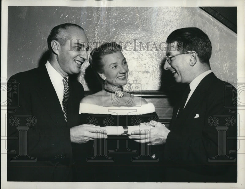 Load image into Gallery viewer, 1953 Press Photo Arthur Schwartz Pres League of NY Theaters, Adrian Murphy CBS
