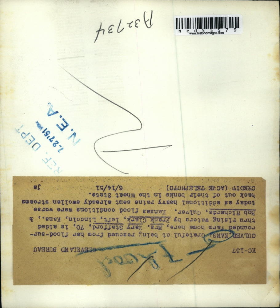 1951 Press Photo Mary Stafford was rescued by Frank Clark and Bob Richards