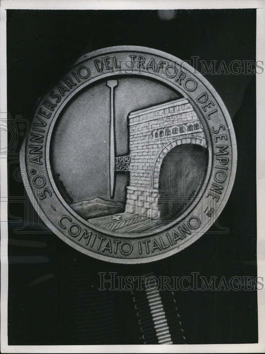 1956 Press Photo Medallion for 50th Anniversary of Simplon Tunnel construction