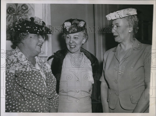 1944 Press Photo Mrs Margaret Sullivan, Charles Tillett, Democrat Convention
