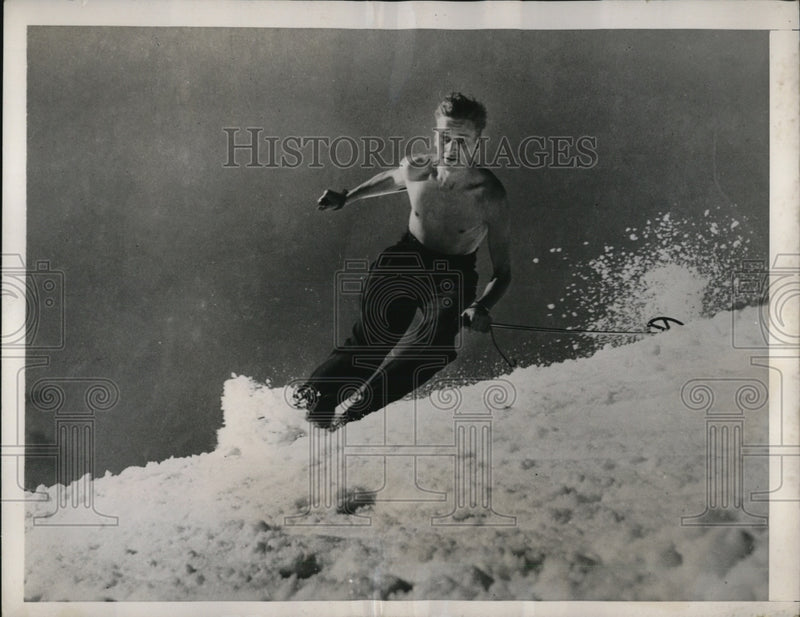 Load image into Gallery viewer, 1940 Press Photo Russ McJury as he executes a high speed Christiana turn

