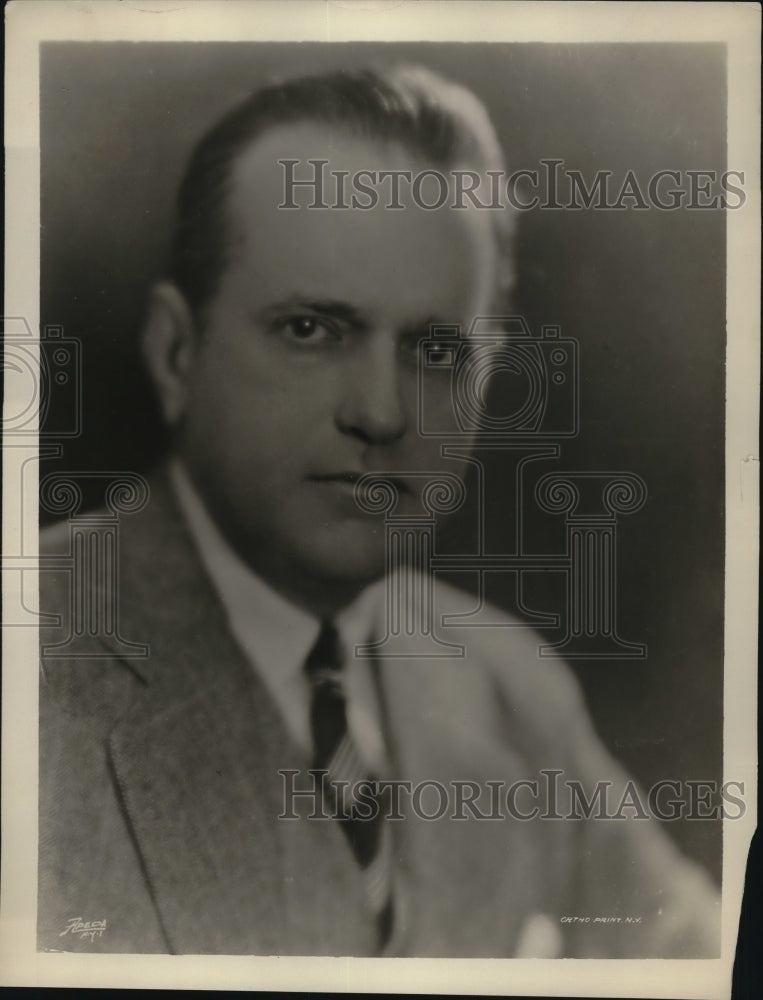1929 Press Photo William Simmons, Baritone Musician