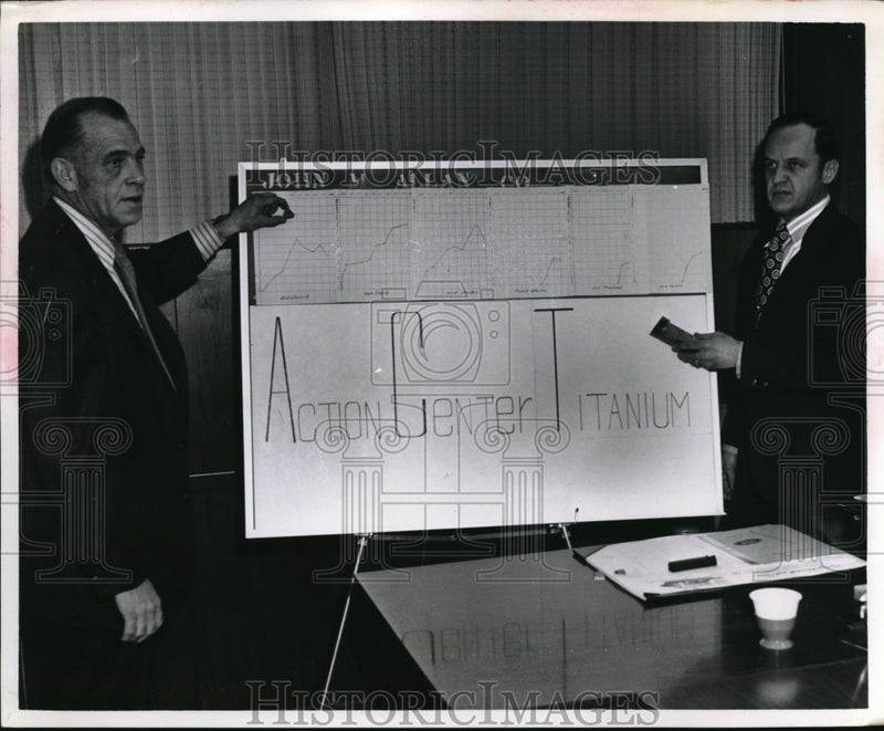 Load image into Gallery viewer, Press Photo John Allen, Peter Marchute of Action Center Titanium
