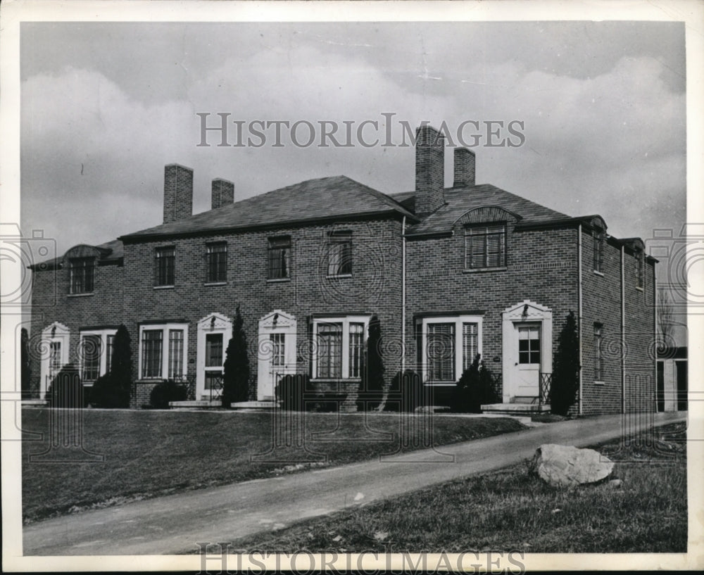 1945 Press Photo Home of Alfred L. Cline Questioned on Forgery Charge