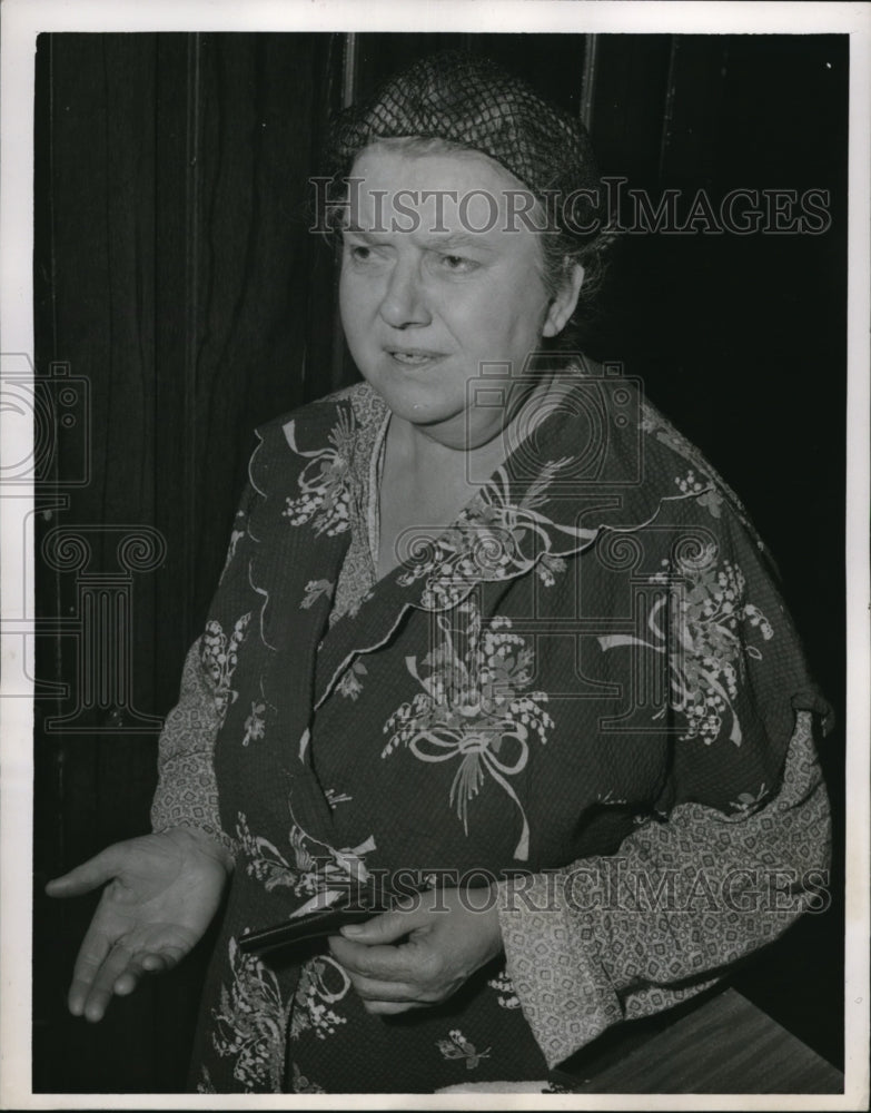 1955 Press Photo Mrs Anna Marincic landlord of house of hatchect slaying