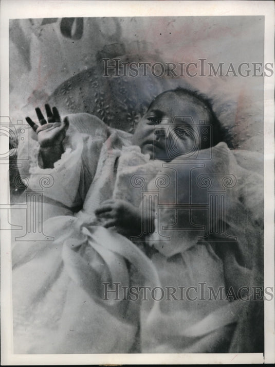 1954 Press Photo Isabelle Margelle Olga Goldsmith