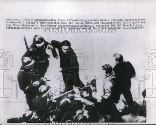 1957 Press Photo Violence in Transportation Strike