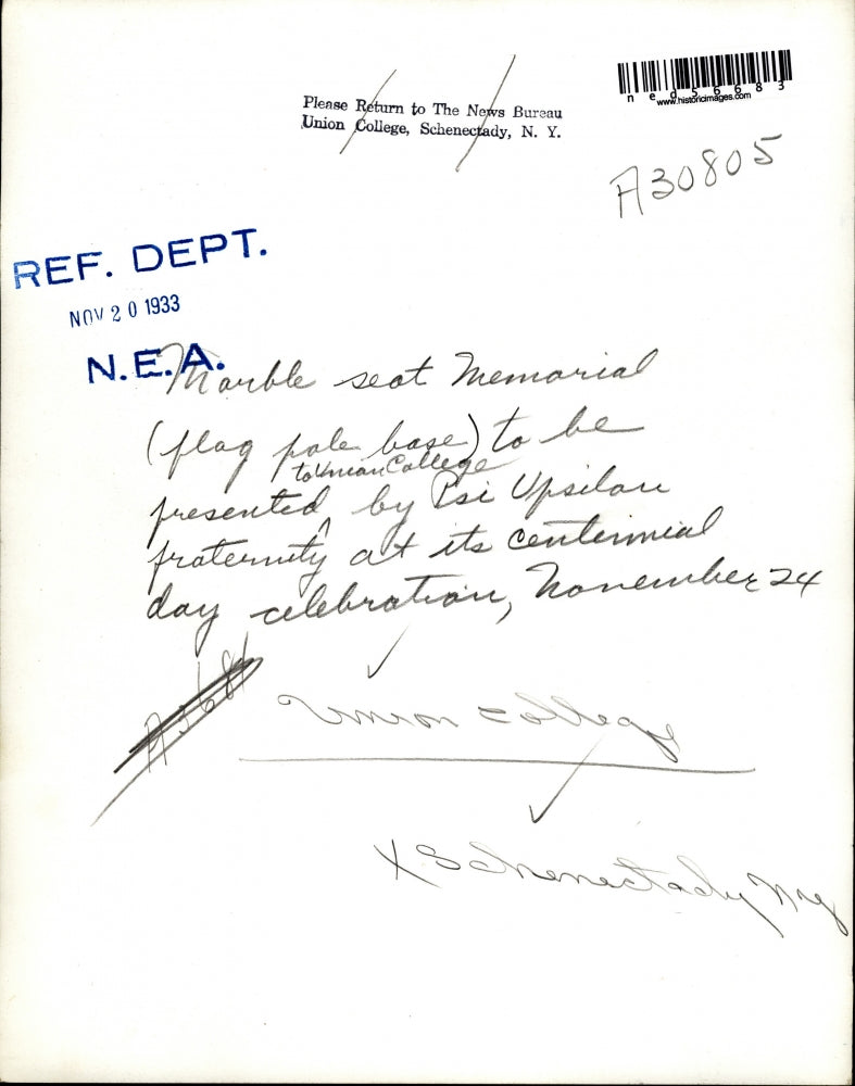 1933 Press Photo Psi Upsilon Marble Seat Flagpole, Union College, Schenectady NY