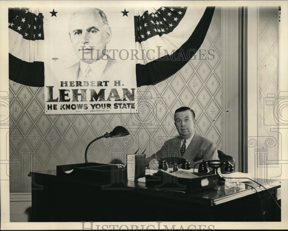 1936 Press Photo Dan Skilling at Democratic Headquarters Aiding Roosevelt