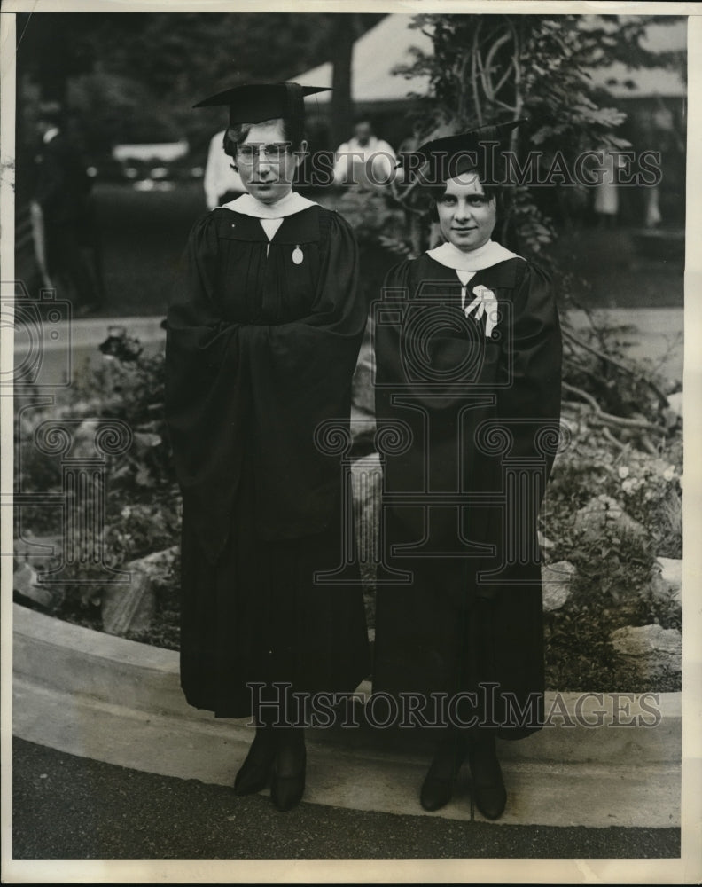 1931 Press Photo Miss Elizabeth Carey Roughton, and Catherine Ellizon,