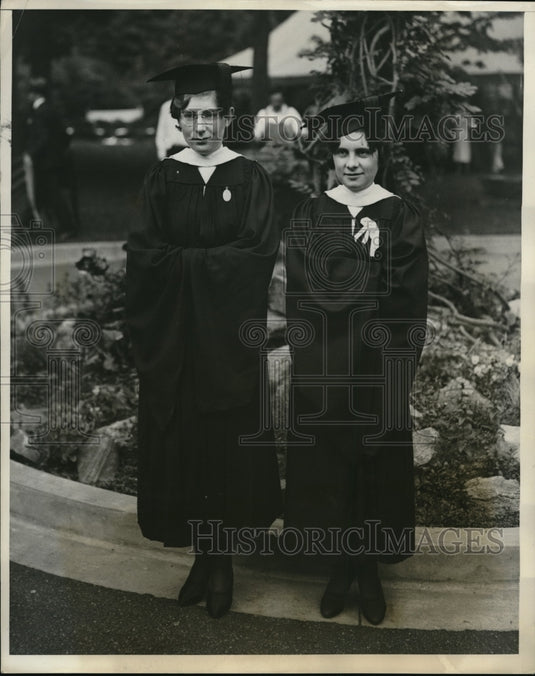 1931 Press Photo Miss Elizabeth Carey Roughton, and Catherine Ellizon,