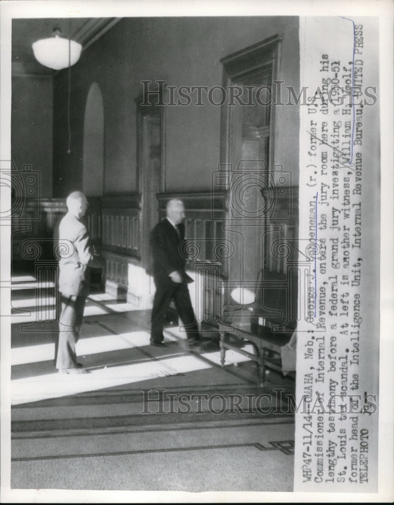 1955 Press Photo Former U.S. Internal Revenue Commissioner, George Schoeneman