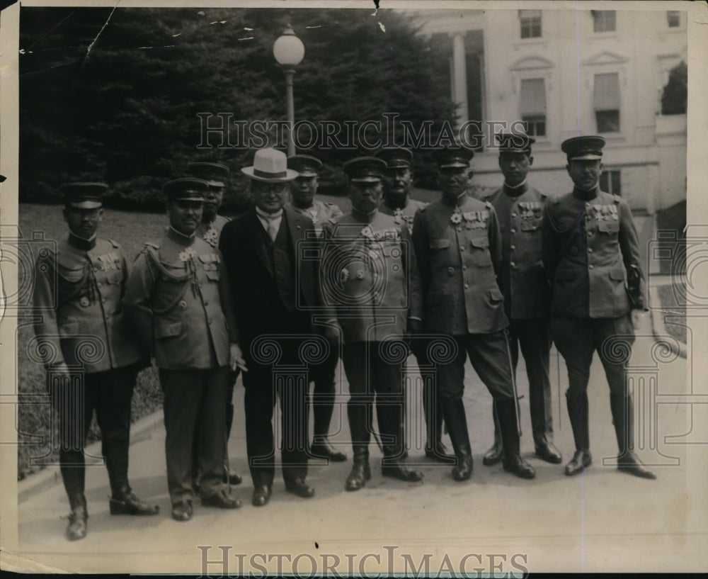 1924 Press Photo Japanese Army officers studying the American training methods