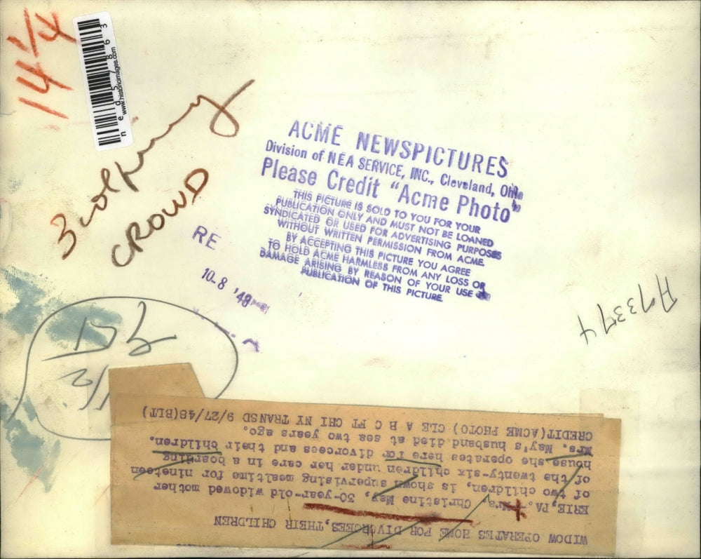 1948 Press Photo Erie Pa Mrs Christine May & 19 kids at her boarding house