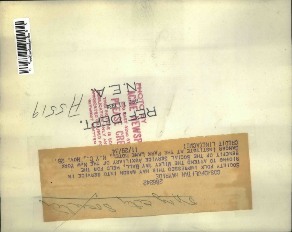 1934 Press Photo NYC society folk on a hay ride for Milky Way Ball