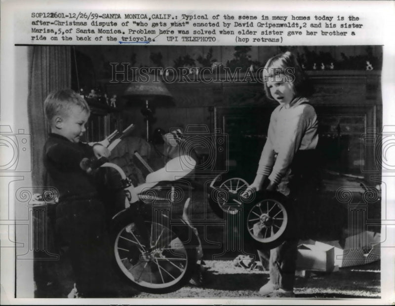 Load image into Gallery viewer, 1959 Press Photo Typical of the scene in many homes today is the
