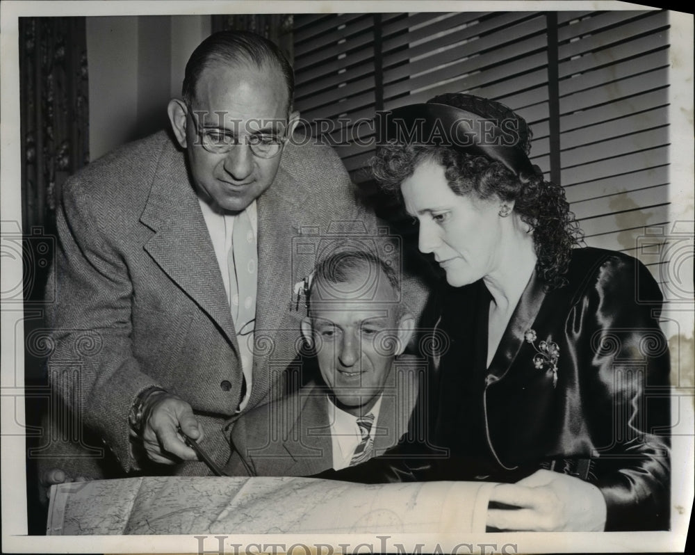 1947 Press Photo Odom's Record Breaking Flight