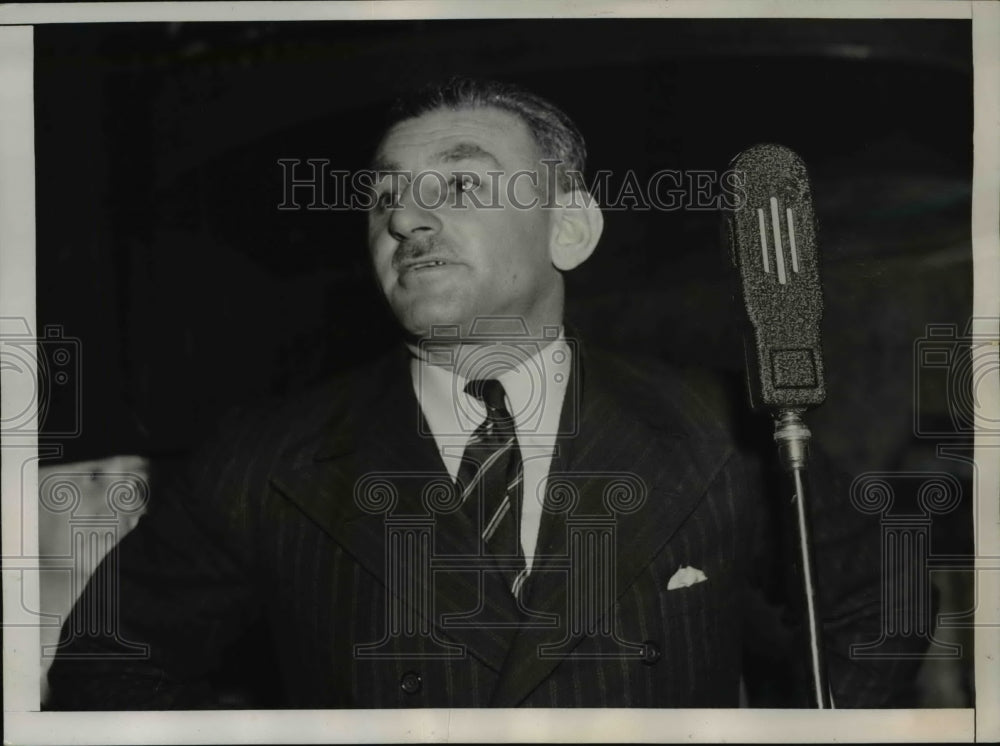 1937 Press Photo Louis Fridimon, public speaking to public speaking