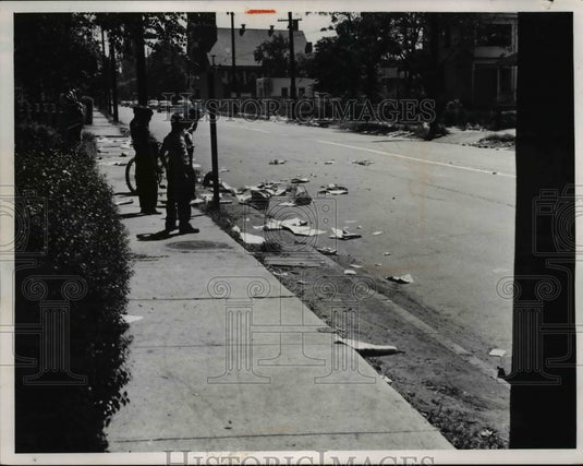 1957 Press Photo Rubbish dumped in street from city truck on 2775 Scranton, Rd.