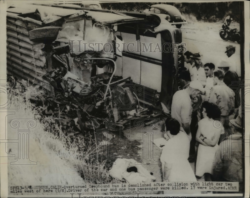 Load image into Gallery viewer, 1947 Press Photo Greyhound bus demolished after collision with a light car
