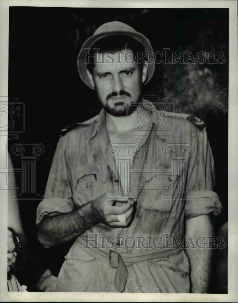 1952 Press Photo News and News Analysis of Eric Sevareid