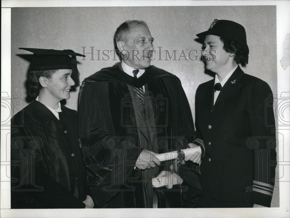 1943 Press Photo Thomas S. Gates, President of the University of Pennsylvania.