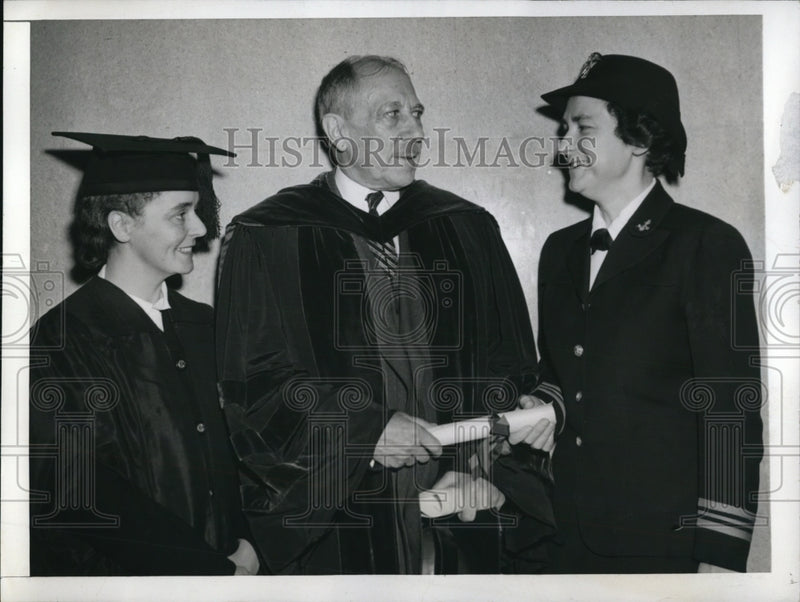 Load image into Gallery viewer, 1943 Press Photo Thomas S. Gates, President of the University of Pennsylvania.
