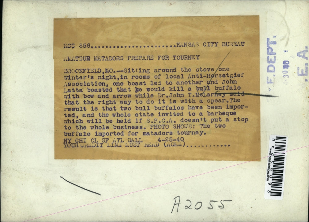 1940 Press Photo Amateur Buffalo Matadors Prepare For Tournament