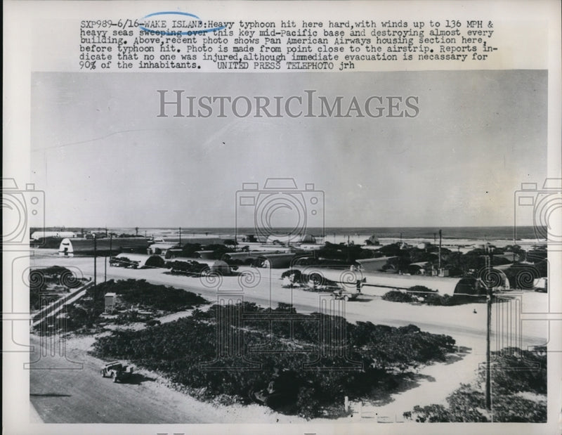 Load image into Gallery viewer, 1952 Press Photo Wake Island Airstrip in Pacific Ocean
