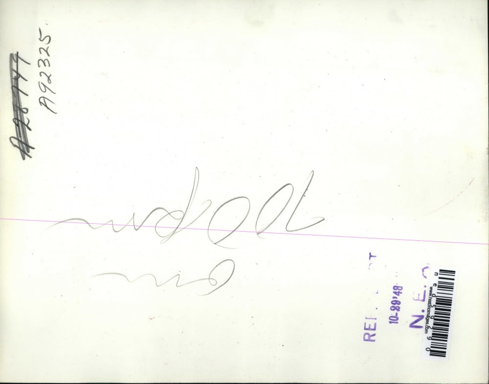 1948 Press Photo Aplhi Phi Chapter Nancy Rowles gives bouquet to Virginia Warren