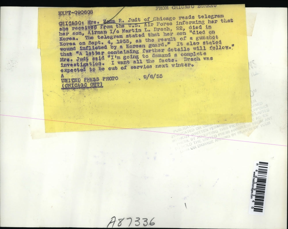 1955 Press Photo Roma Judt with Telegram Informing of Her Son's Death in Korea