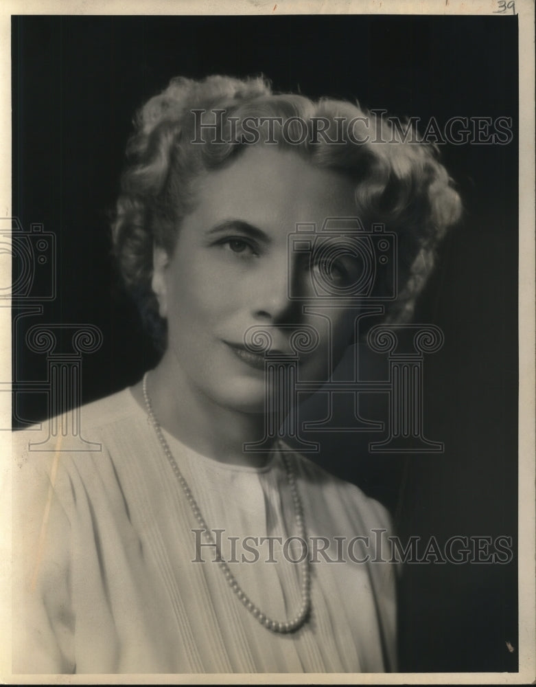 1945 Press Photo Mrs. Grace Wooley of American Hotel Association