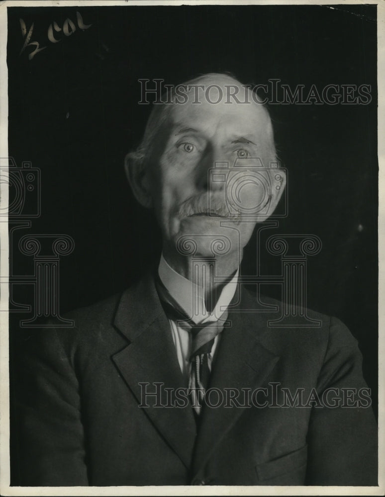 Press Photo E.J. Foster