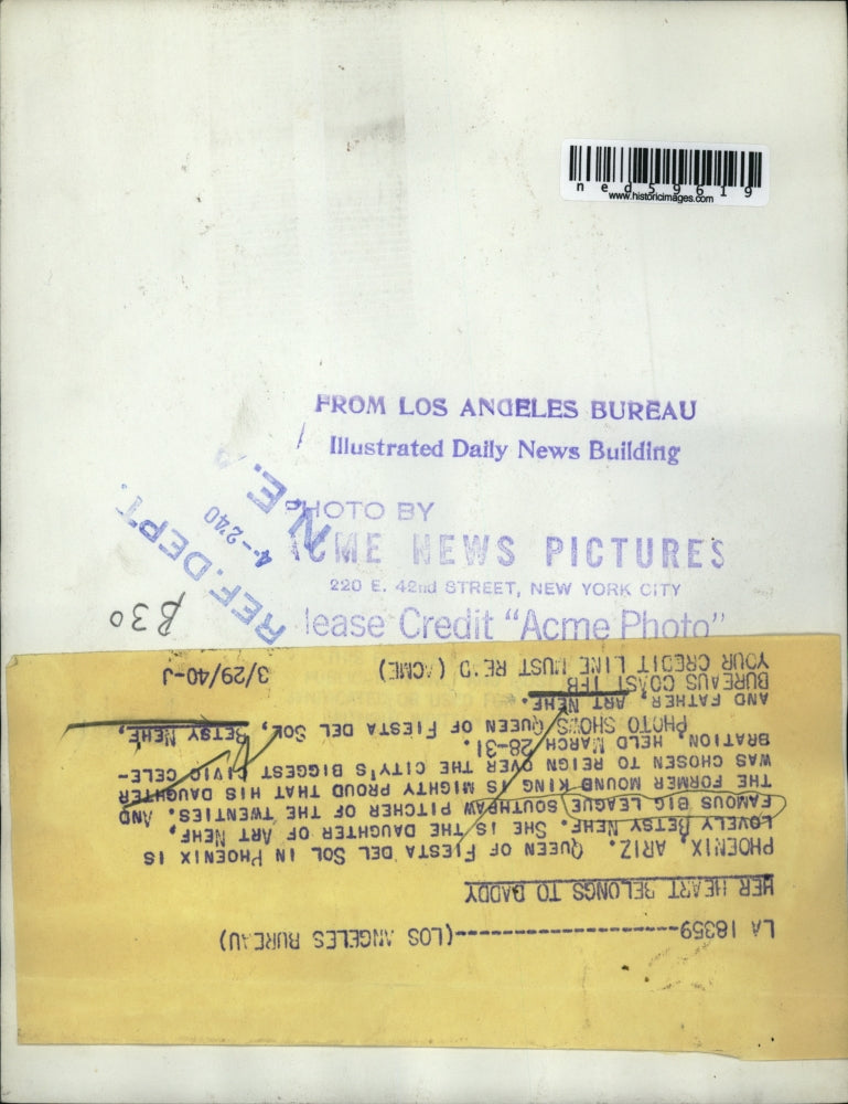 1940 Press Photo Queen of Fiesta Del Sol, Betsy Nehe, & father, Art Nehe